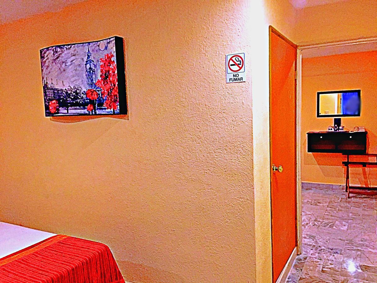 Hotel Versalles Suites Канкун Экстерьер фото